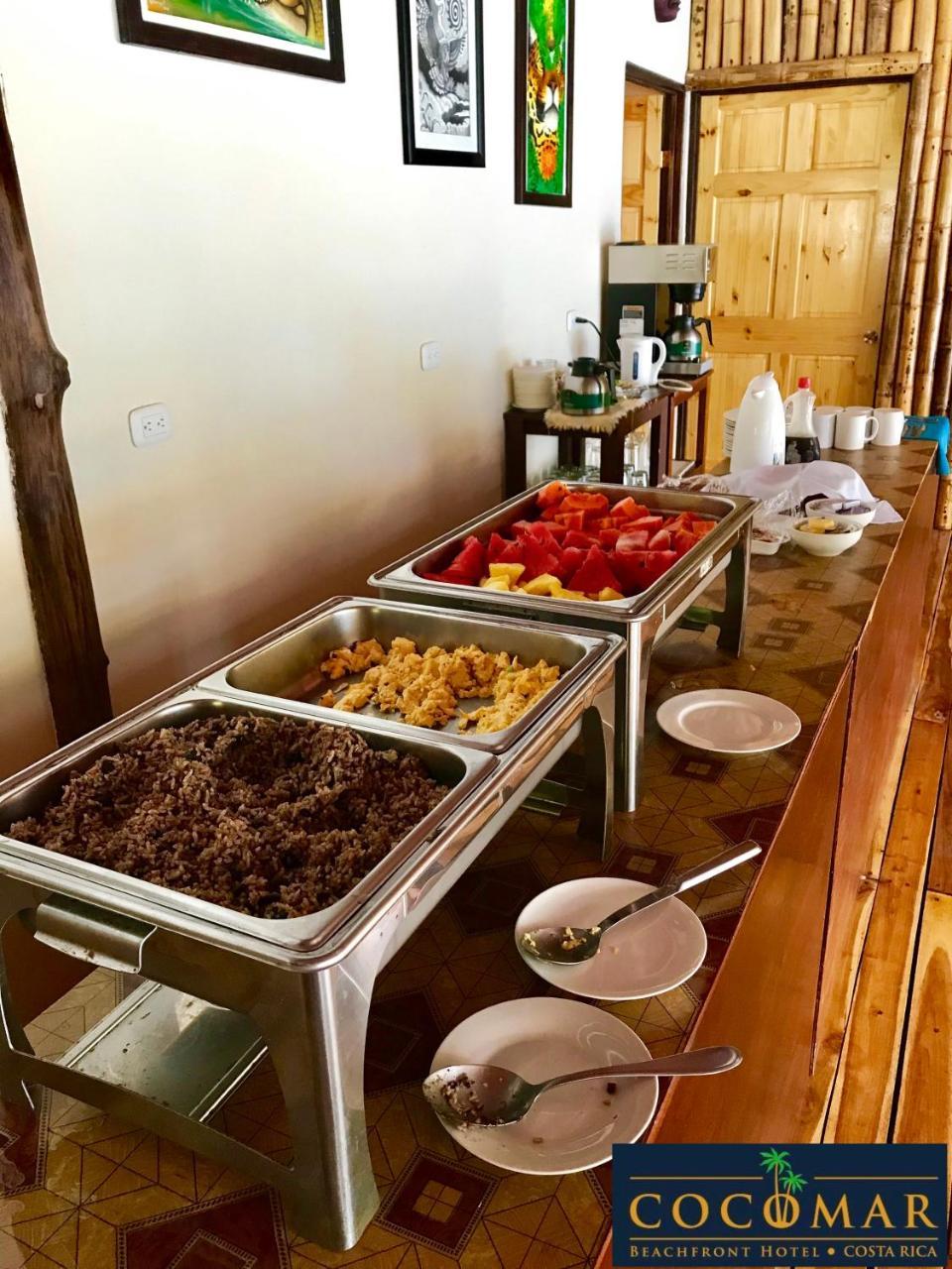 Cocomar Beachfront Hotel Парріта Екстер'єр фото